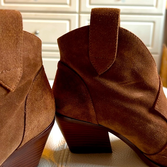 Jessica Simpson Brown Ankle Boots - Picture 1 of 9